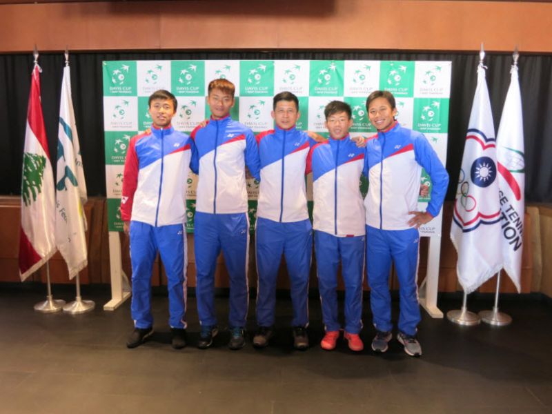 中華隊教練與選手，左起李冠毅、尤承宇、江勁彥、曾俊欣、陳迪。