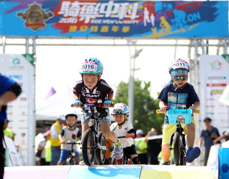 兒童Push Bike趣味賽，每年都是賽場焦點。捷安特提供