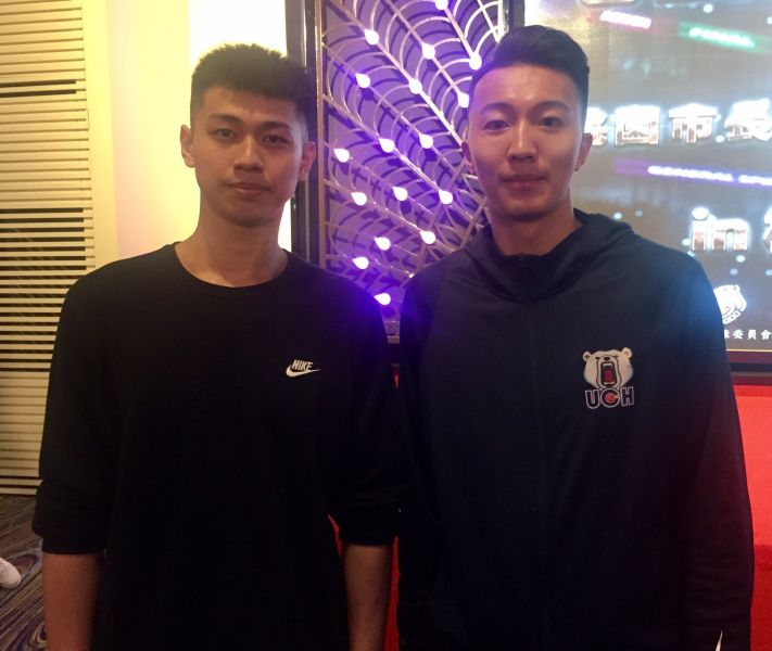 八強先禮後兵，健行上季冠軍賽MVP簡祐哲（右）、國體陳昱瑞（左 ）信心喊話。