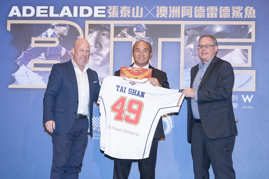 張泰山將繼續穿著49號球衣在澳洲職棒奮鬥。