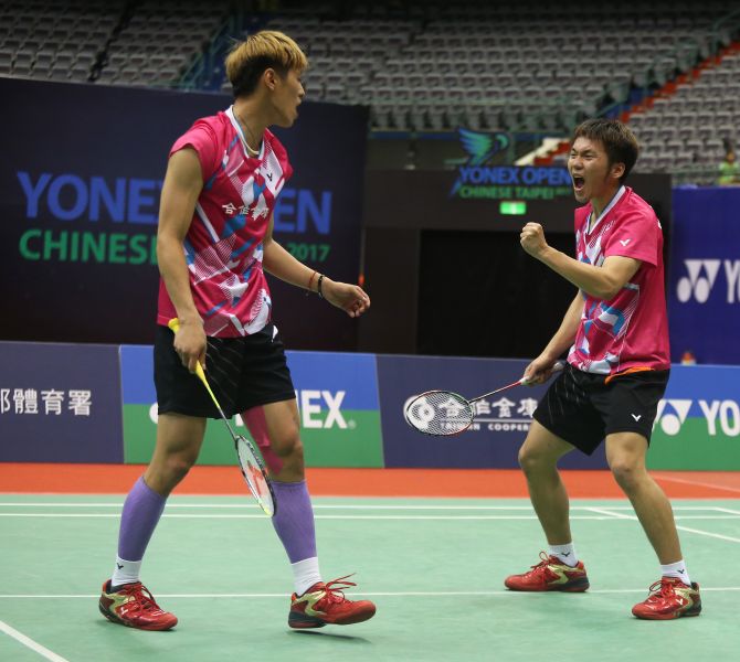 台灣男雙李洋（右）李哲輝擊敗隊友首度晉級決賽／李天助攝
