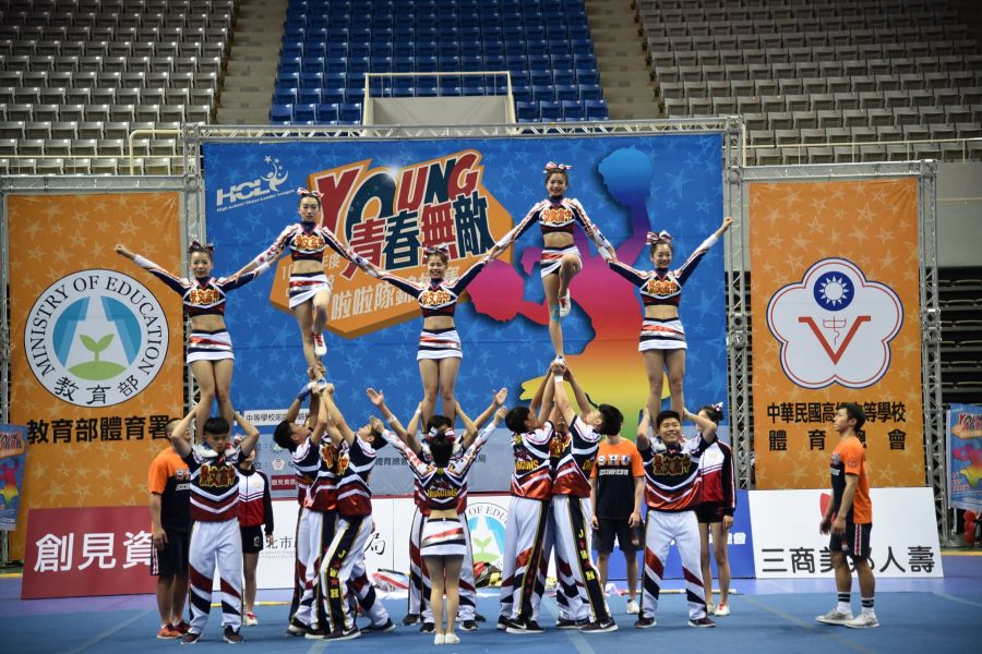 競技啦啦隊高中部小團體冠軍-臺北市私立景文高級中學。