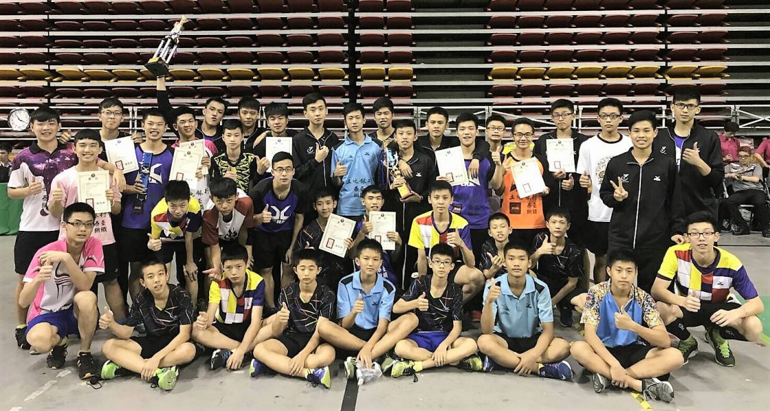 西苑高中包辦高男團冠、季軍，整體表現不俗／教練楊鴻文提供