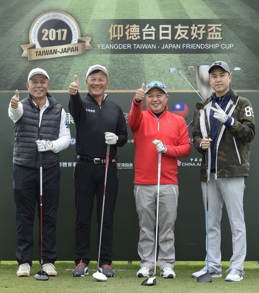 配對賽冠軍隊是台灣選手盧建順(左2)與三位社會業餘人士秦錫峰(左1)、邱忠賢(右2)、許家堯(右1)。圖/大會提供