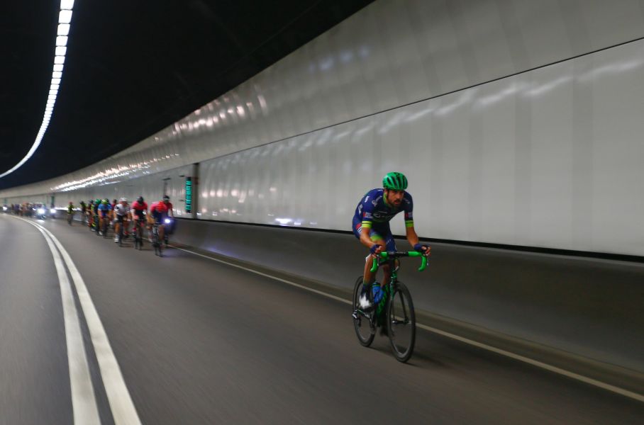 香港單車節尖山隧道高難度路段挑戰車手速度與耐力。圖/主辦單位提供