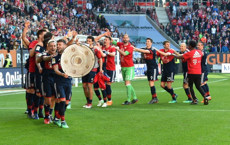 拜仁4-1勝奧格斯堡提前5輪奪冠。法新社
