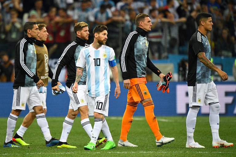 梅西（10號球衣）沒有獲得隊友的支援，阿根廷0-3慘敗給克羅埃西亞。法新社