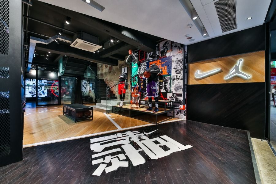 HBL 熱血應援店_摩曼頓花花Nike Jordan 籃球體驗店。Nike提供