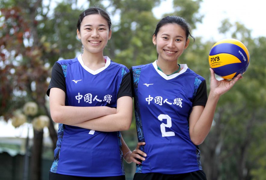 張瓈文(右)和張瓈婷在中國人纖隊再度合體當隊友。林嘉欣／攝影。