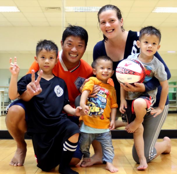 中華女子五人制足球隊教練張耀明的兒子張雷米(左)是LOTTO小球星。LOTTO／提供。