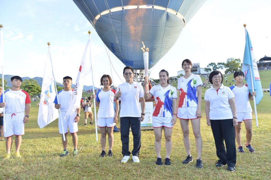 台東創意用熱氣球傳遞聖火。台北世大運執委會提供