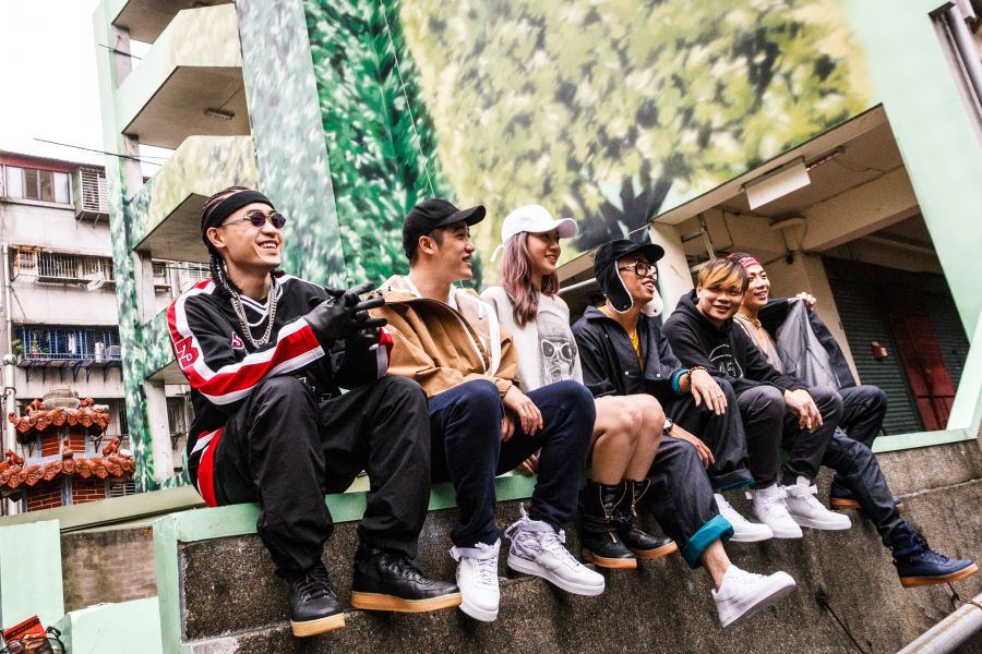  FORCE主題曲「走到飛」的創作歷程，囊括了來自台灣各區域與跨世代的Hip Hop音樂人，除慶祝FORCE 35周年，也有傳承與延續的意義。