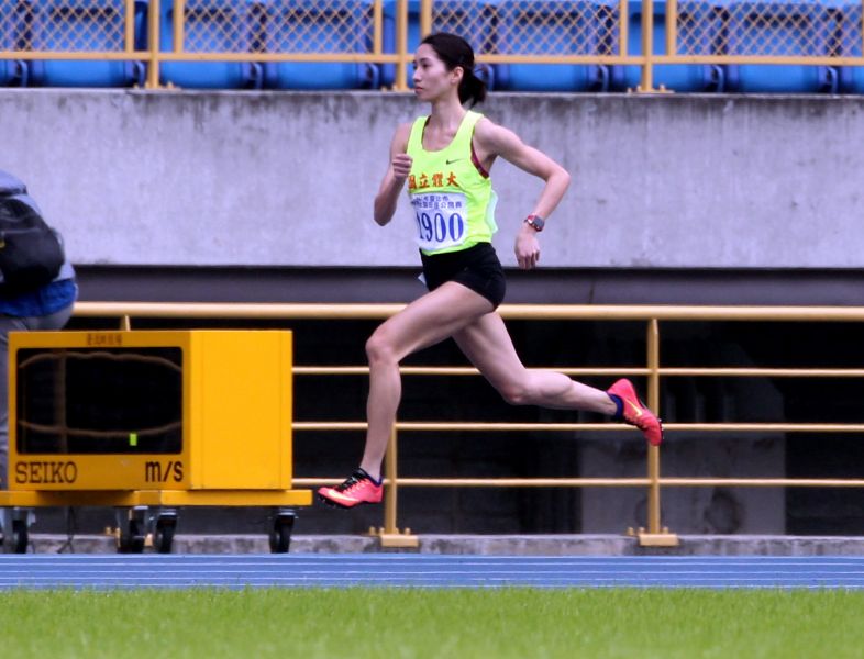公開女400公尺冠軍國立體大羅佩琳。林嘉欣／攝影。