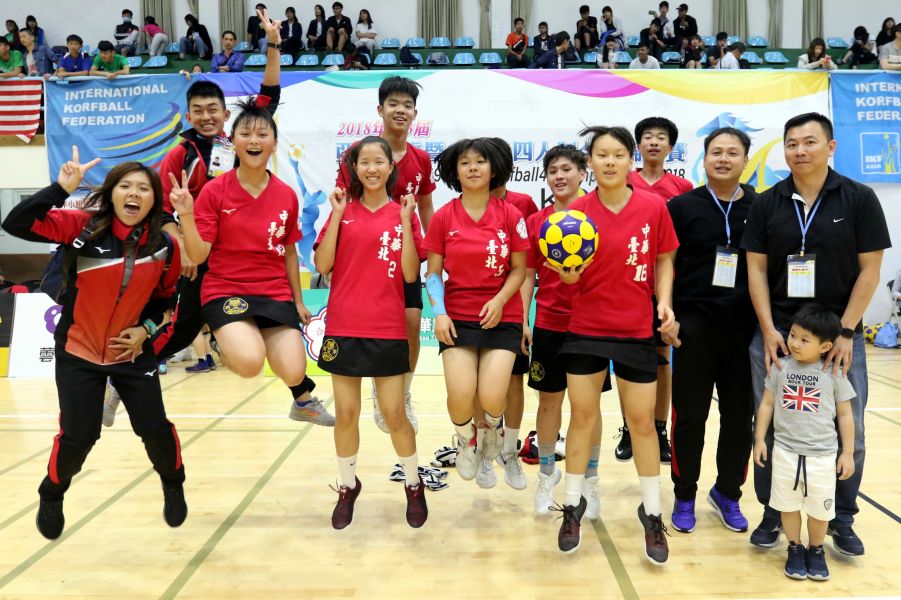 中華隊勇奪U16雙籃賽三連霸。林嘉欣／攝影。