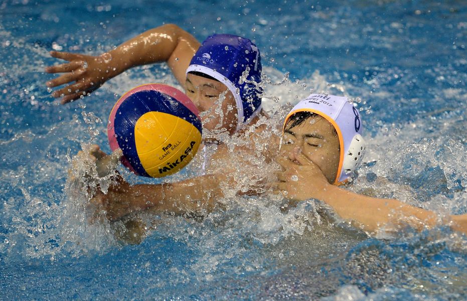 中華水球隊與韓國隊交手，惜因慢熱輸球。2017臺北世大運組委會提供