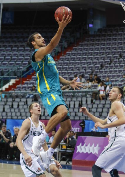 男子籃球澳洲隊9號Cookd_Xavier輕鬆上籃。圖/台北世大運組委會提供