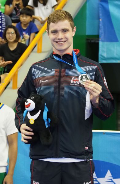 英國游泳選手Jay_Lelliott，在三年前終於解決長期困擾他的腦瘤問題。圖/2017世大運組委會提供