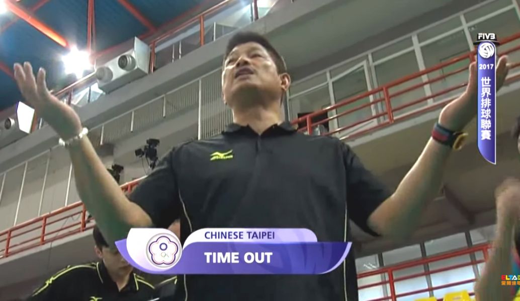中華男排隊執行教練余清芳。圖／截取自轉播畫面。