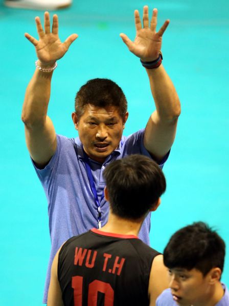 雖然輸球，但中華男排執行教練余清芳認為，這場球中華隊表現可圈可點。圖／FIVB。