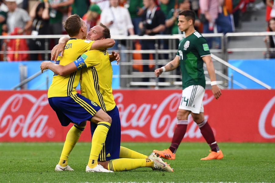瑞典意外以3球大勝墨西哥晉級16強。法新社