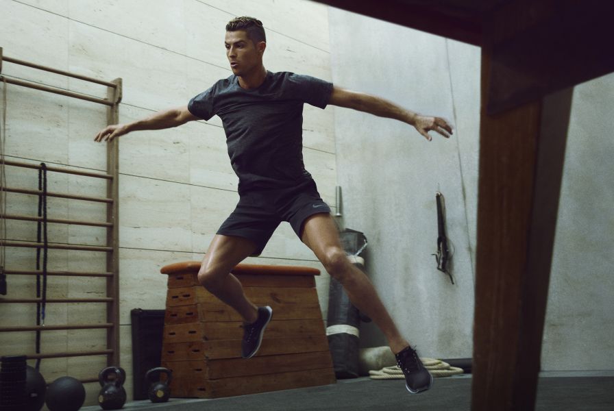 C.羅的健身精華融入Nike NTC應用程式中。Nike提供