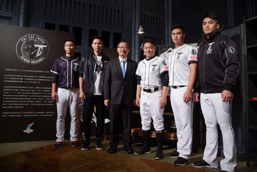 亞冠賽中華隊球衣與各項裝備獲日本全新品牌「ALUKA」獨家贊助。圖/中職提供