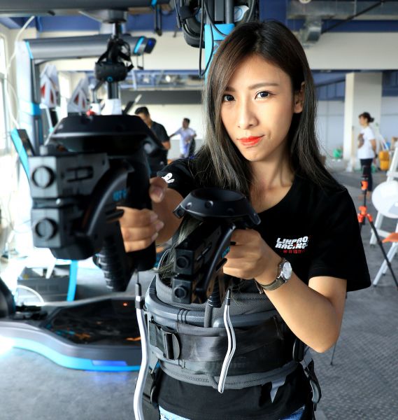 VR跑動射擊「生存之戰」7月1日上市。