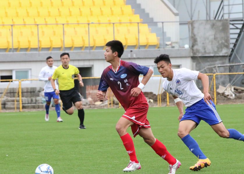 銘傳白劭宇(右)為球隊扳平。中華民國足球協會提供