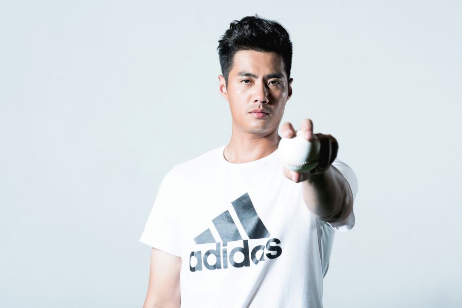 MLB現役唯一的台灣球員陳偉殷加入adidas陣容，並將成為男性訓練系列的形象代言人之一，展現「由我創造」的品牌精神。