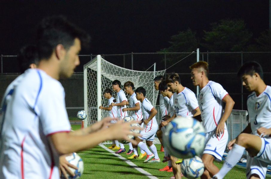 懷特訓練中華男足。中華民國足球協會提供