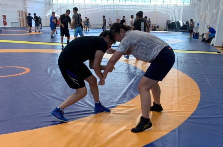 奧運角力培訓隊張惠慈選手於哈薩克移地訓練備戰奧運平日訓練情形。