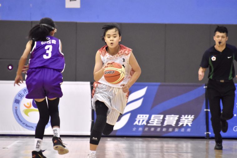 「女Kobe」陳柔安帶班北投2連勝晉級在望。大會提供
