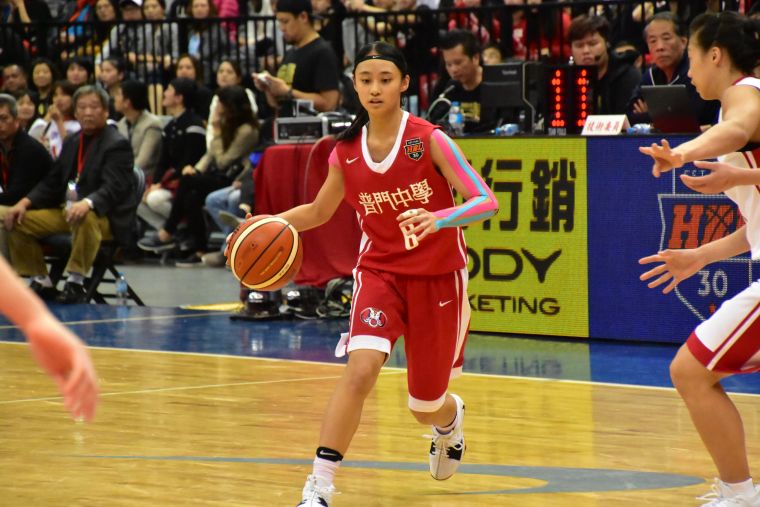 中華U18女籃隊長普門羅培儀在上季HBL冠軍賽三分球11投中8飆進生涯最高37分獲MVP。