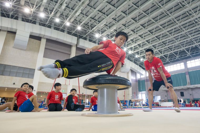 亞運金牌鞍馬王子李智凱 擔任一日教練傳承夢想。