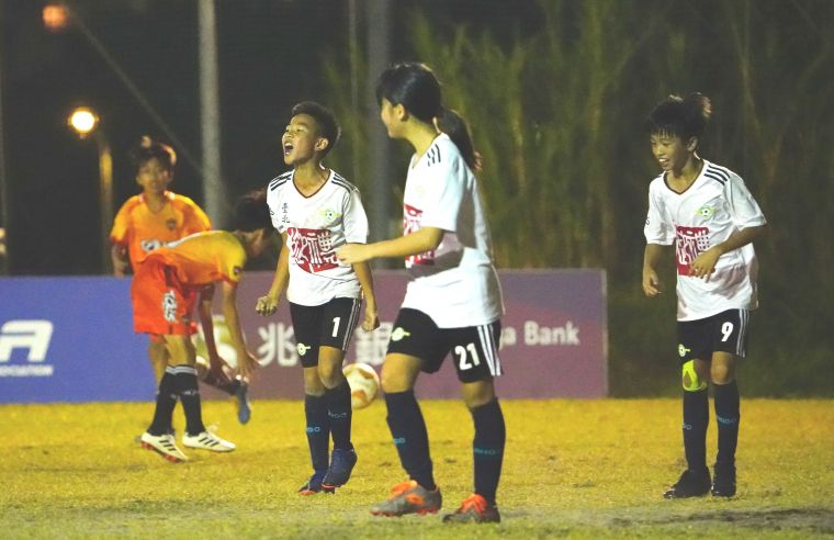 公開六年級組，延長賽Taipei Play One1號 陳子諾獻絕殺。全國足協提供