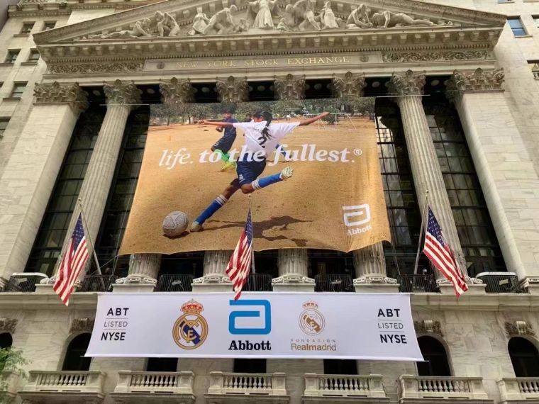 亞培今日在紐約證卷交易所鳴鐘慶祝，宣布正式成為皇家馬德里足球俱樂部健康科學與營養夥伴及皇家馬德里基金會的全球合作夥伴。官方提供