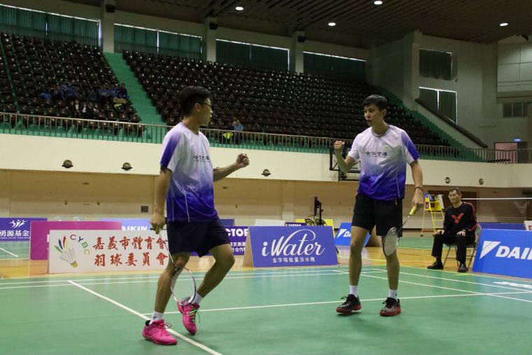 臺灣男雙未來之星廖晁邦邱相榤首度參加大專羽球超級盃。大會提供