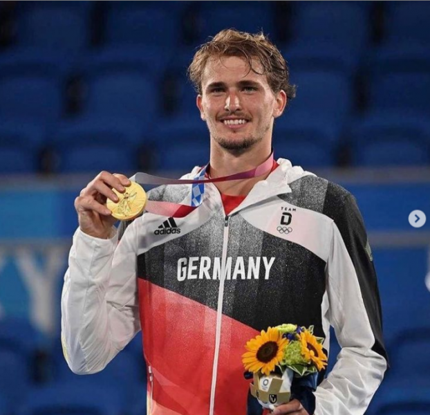 小季維瑞夫拿下德國首面奧運網球男單金牌。摘自小季維瑞夫IG
