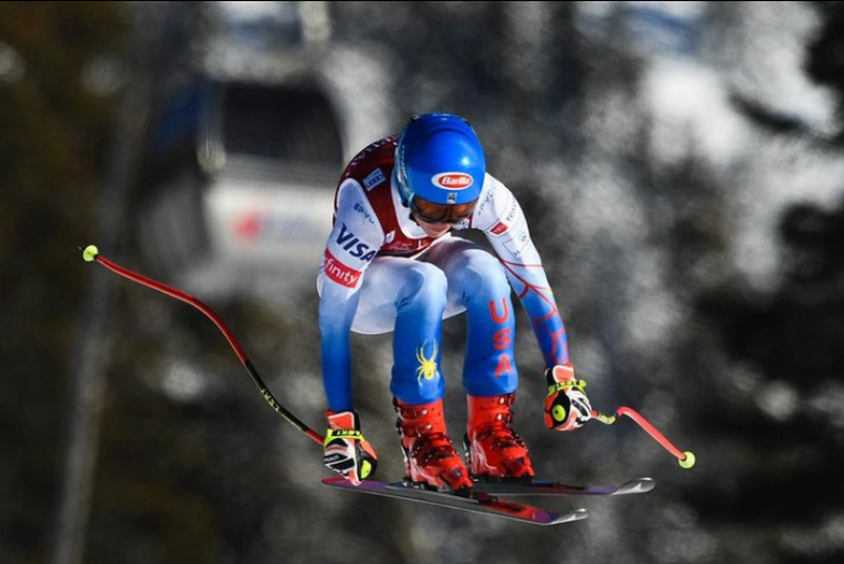 美國26歲的兩屆冬奧滑雪金牌席弗琳(Mikaela Shiffrin)確診。摘自席弗琳IG