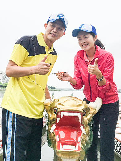 新北市議長盃第九屆龍舟賽，黃志雄與洪佳君一同參與點睛。