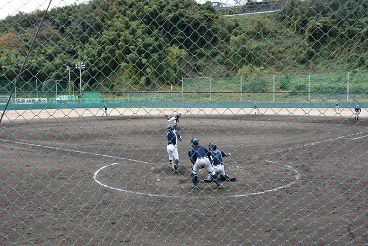 日本金城學園遊學館高等學校為傳統棒球強權學校，創部至今已先後打入日本高校棒球最高殿堂「夏季甲子園」達7次之多。