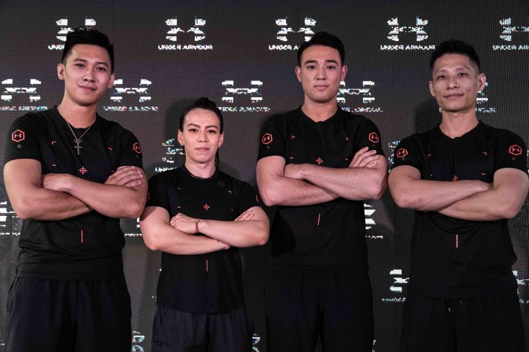 最強戰隊〝Team UA〞 (左起) 連德安、郭婞淳、林安可，及UA Training台灣區總教官高漢耀合照。大會提供
