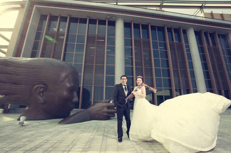 亞運五屆元老林怡君選在新完工的公西靶場拍婚紗照。摘自林怡君臉書