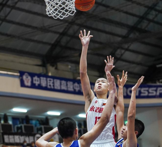 永吉陳相榮14分、20籃板開季9戰有8場「雙十」。大會提供