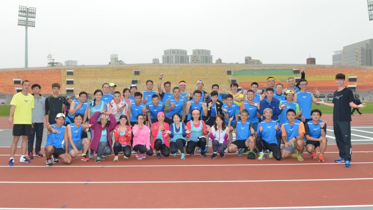 萬金石馬拉松x美津濃8週訓練營開跑 金牌教練帶領跑者17破PB。大會提供