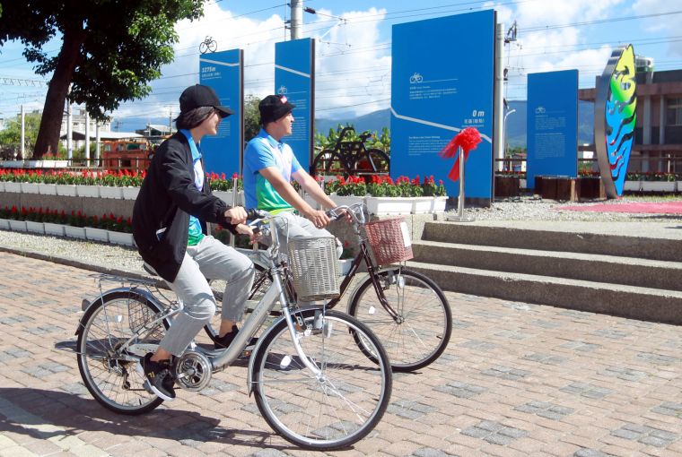 關山自行車打卡點為車友們的新選擇。中華民國自行車騎士協會／提供。