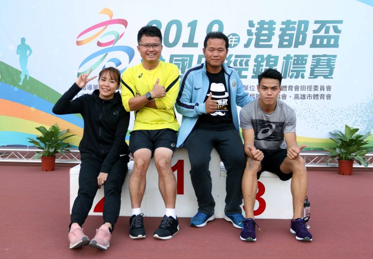 澳門呂艷蘭(左起)很感謝教練黃春榮、黃茂松和中華亞運國手葉守博在訓練上給她的幫助。林嘉欣／攝影。