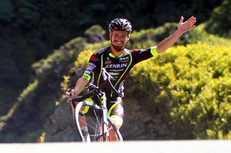 2016登山王西班牙奧斯卡．穆尼奧斯再度來台尬車。中華民國自行車騎士協會／提供。