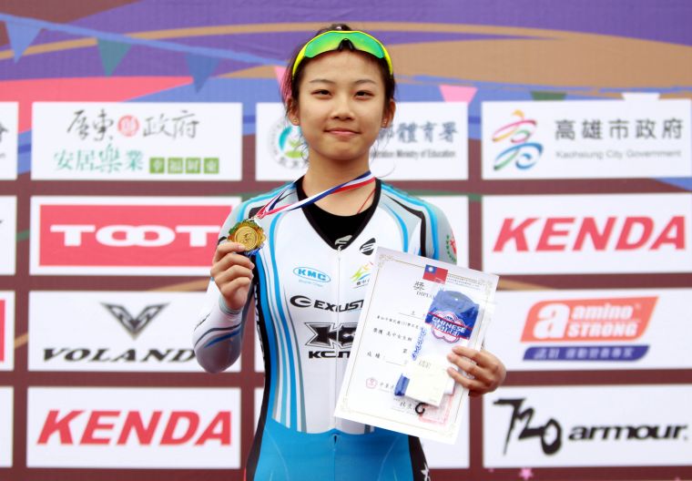 高女500公尺個人計時賽冠軍大甲高中王伶瑄。中華民國自由車協會／提供。
