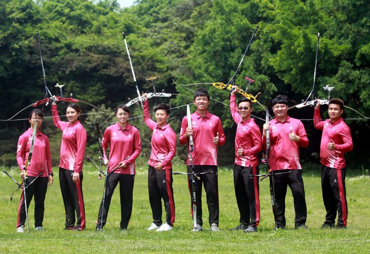 默契十足的凱撒隊繼續在企業射箭聯賽元年領先群雄。中華企業射箭聯盟／提供。